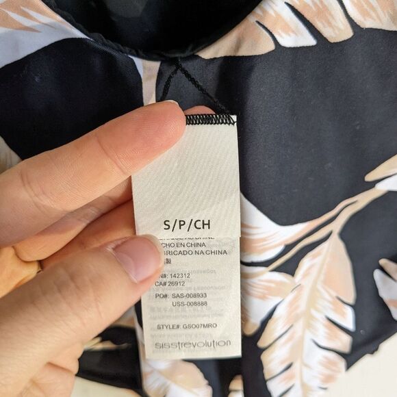 Sisstrevolution Leafy Print One Piece Side Tie Swimsuit NWT - Picture 7 of 7